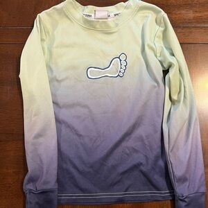 Size small long sleeve shirt